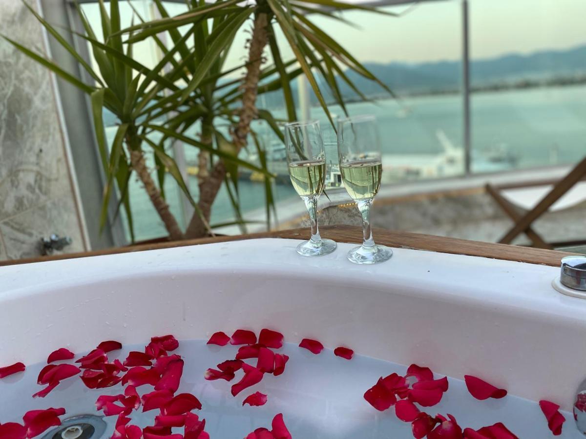 Exclusive Terrace Suite At Marina Фетхие Экстерьер фото